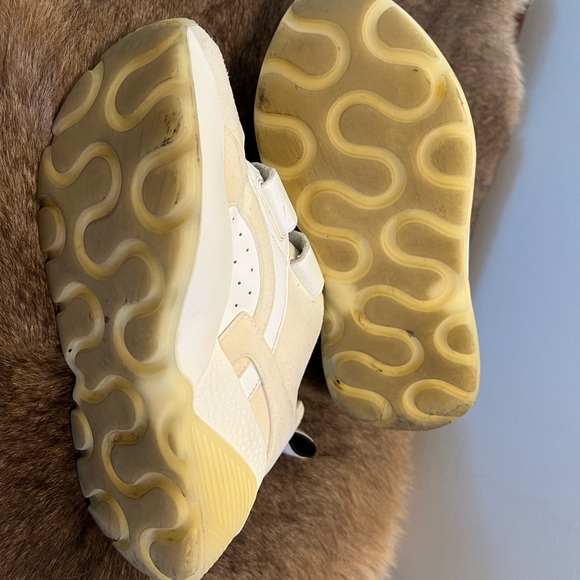 STELLA MCOURTNEY White Leather and Suede Eclypse Sneakers/Trainers - Picture 9 of 9